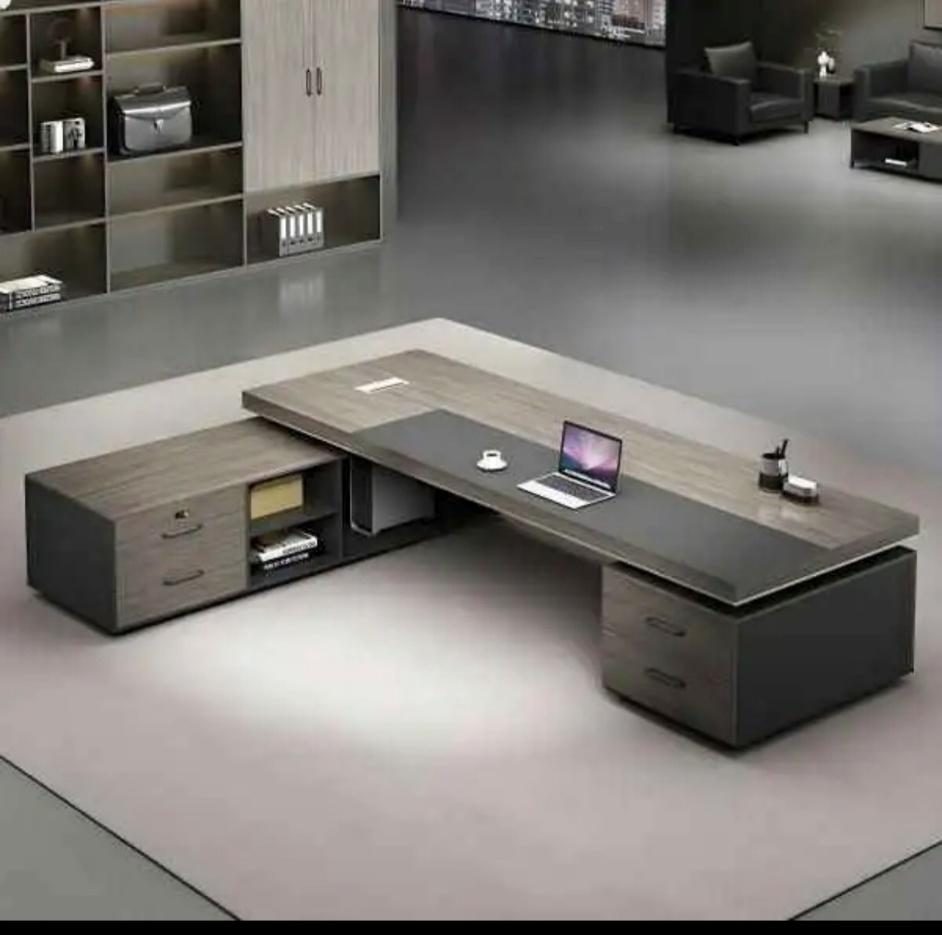 Office Desk — custom furniture by Dream Interior & Architects